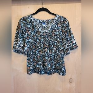 🛑DONATED🛑Old Navy floral blouse